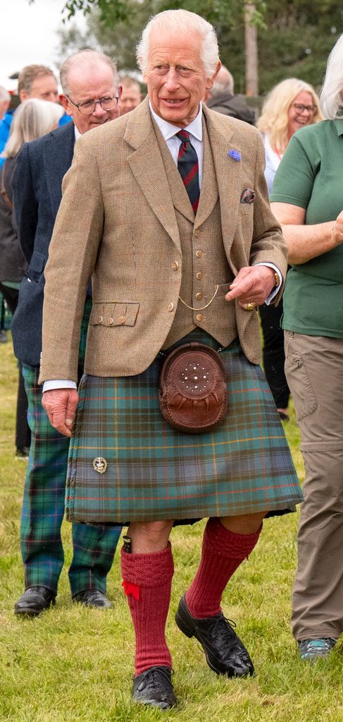 The King in Highland dress