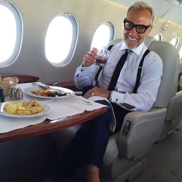 Everything you need to know about viral dancing star Gianluca Vacchi(02)