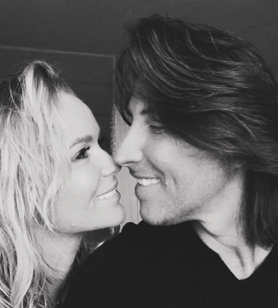 Amanda Holden nose to nose with her husband Chris Hughes