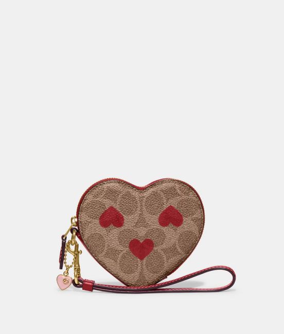 Jennifer Lopez will heart this Valentine's Day Coach handbag