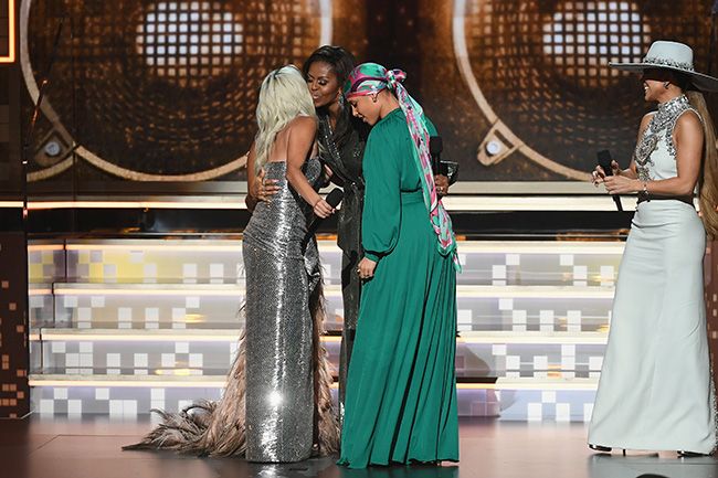 michelle obama kissing lady gaga