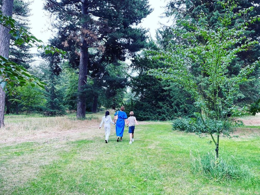 Mariska Hargitay at the Royal Botanic Gardens with her children Amaya and Andrew in a photo shared on Instagram