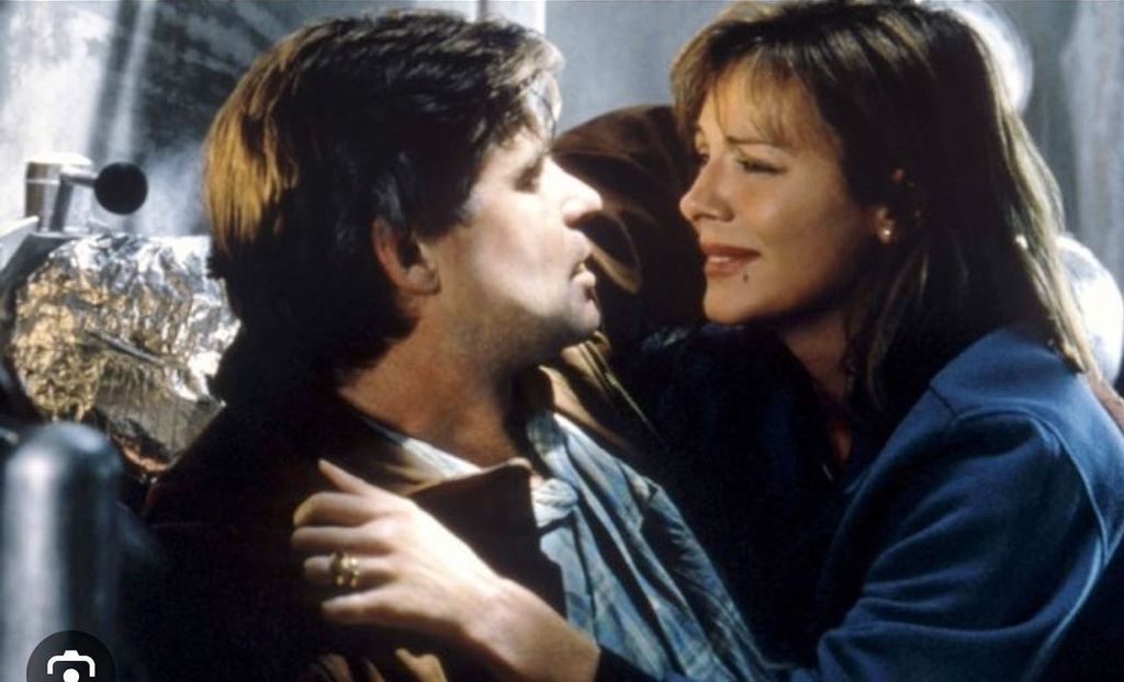 Kim Cattrall with Treat Williams in 1999's 36 Hours to Die