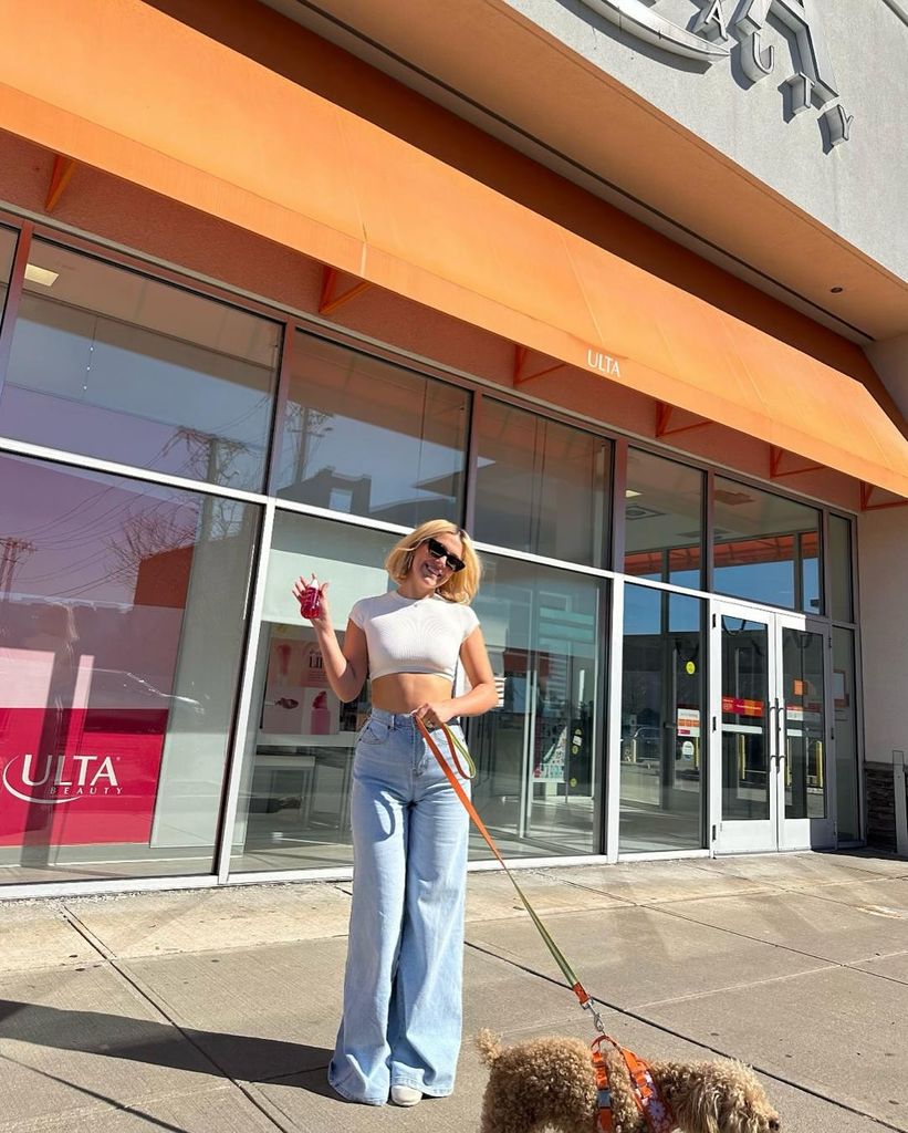 Millie perfected the upper midriff trend