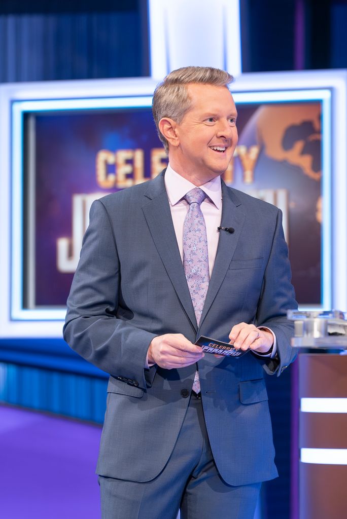 Ken Jennings hosts Celebrity Jeopardy