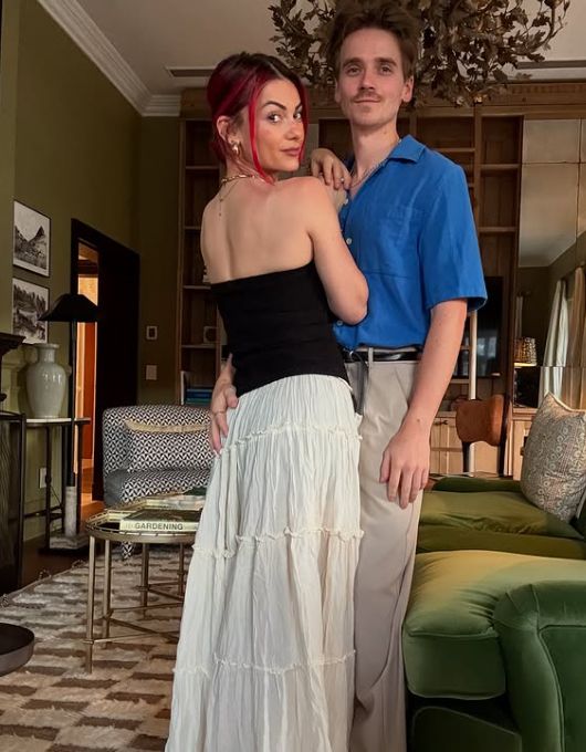 Dianne Buswell sparks engagement rumours during romantic trip with boyfriend Joe Sugg