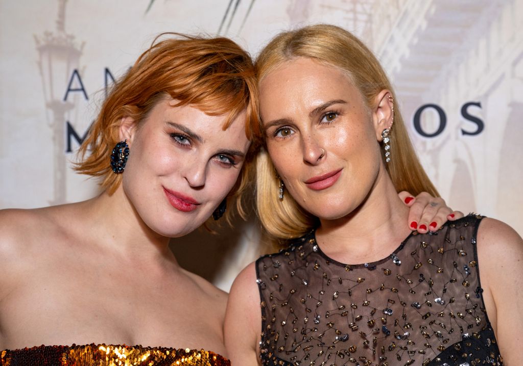 Tallulah Willis (L) and Rumer Willis attend the Autism Speaks Los Angeles Gala