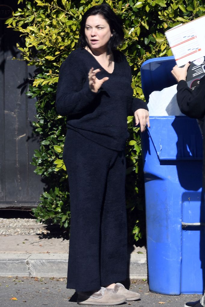 jodi lyn o'keefe black outfit