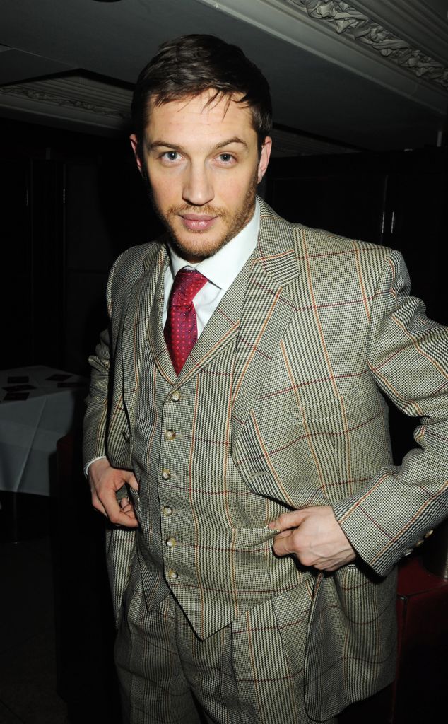 Tom Hardy posing in 2009