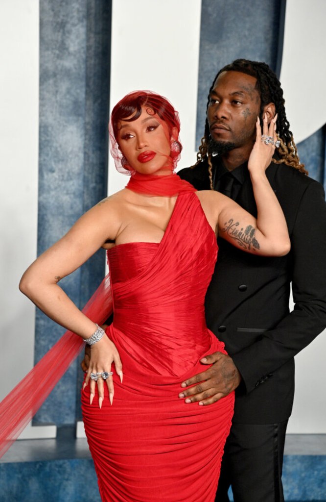 Cardi and Offset posing together