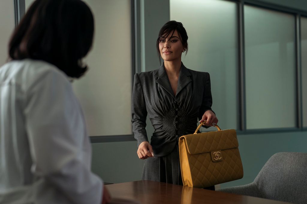 A team of female divorce attorneys leave a male-dominated firm to open their own powerhouse practice. Fierce, brilliant, and emotionally complicated, they navigate high-stakes breakups, scandalous secrets, and shifting allegiances, both in the courtroom and within their own ranks. In a world where money talks and love is a battleground, these women don't just play the game, they change it. 