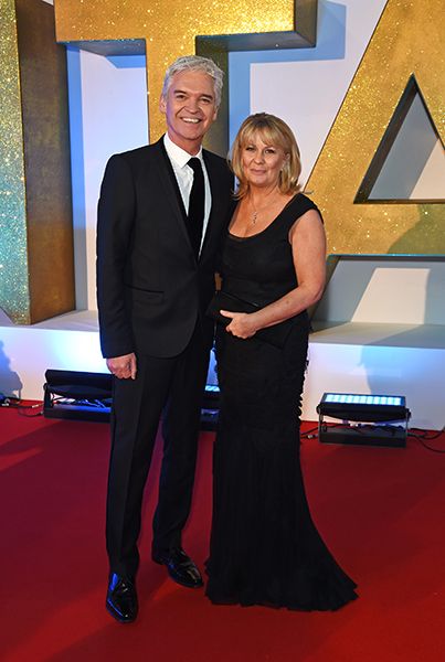 phillip schofield and wife