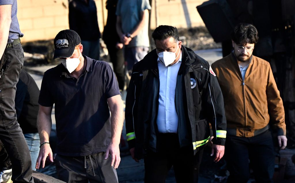 Harry with the mayor of Pasadena Victor Gordon visiting the Altadena community affected by the fires in January 2025