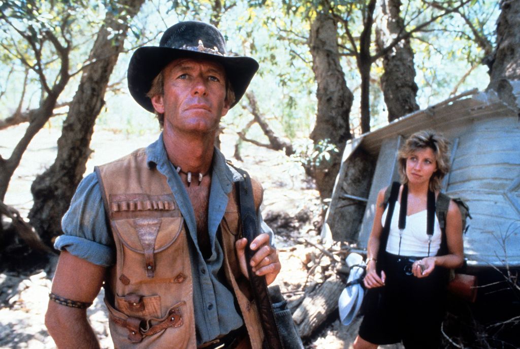 Paul Hogan and Linda Kozlowski in a scene from the film Crocodile Dundee