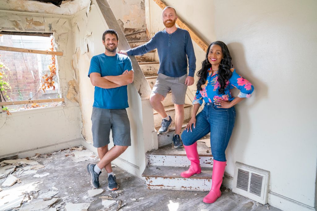 Hosts Keith Bynum, Evan Thomas and Shea Hicks-Whitfield pose for a group shot inside, as seen on Bargain Block