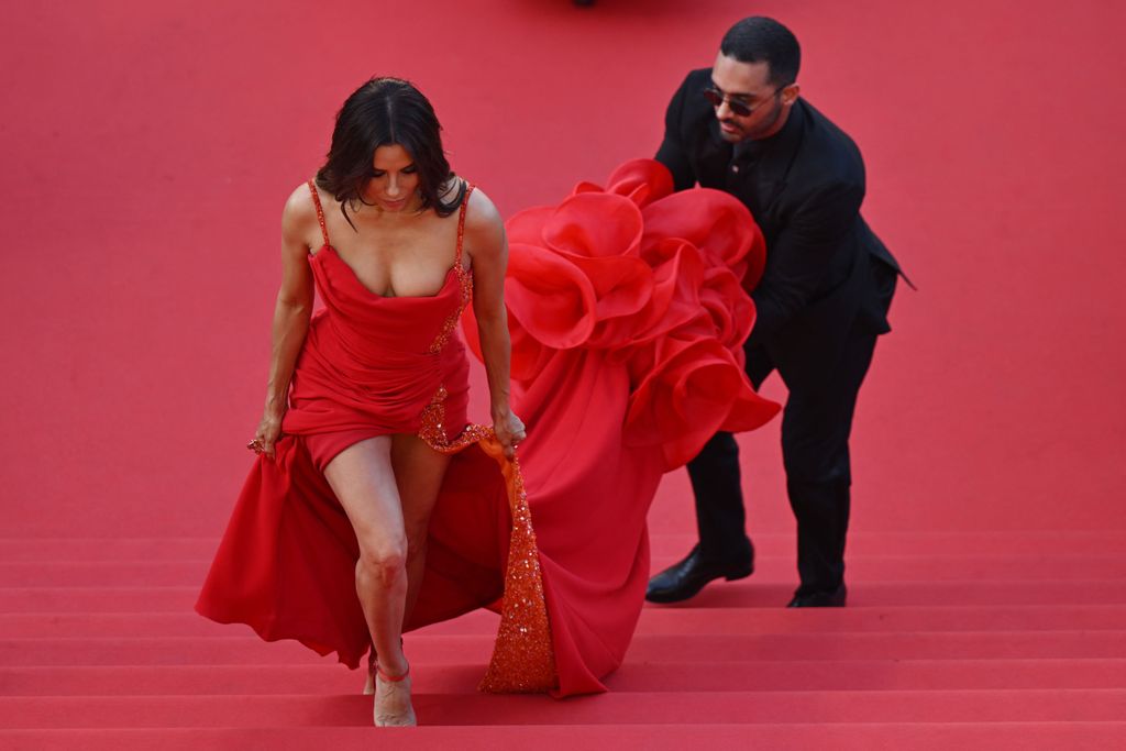 US actress Eva Longoria arrives for the Closing Ceremony  and the screening of the film "Elemental" during the 76th edition of the Cannes Film Festival in Cannes, southern France, on May 27, 2023. (Photo by Antonin THUILLIER / AFP) (Photo by ANTONIN THUIL
