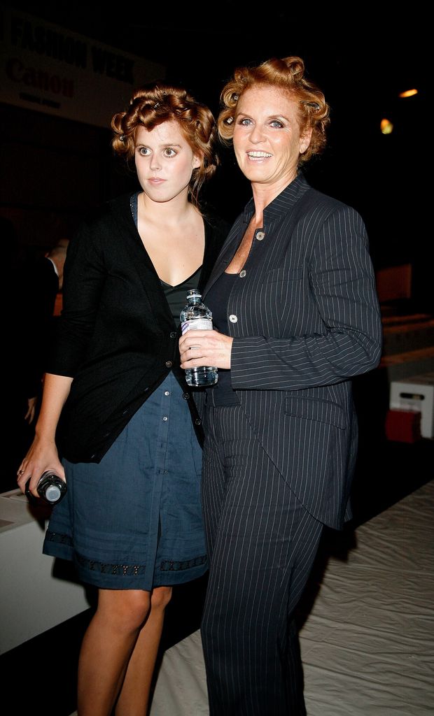 Princess Beatrice and Sarah Ferguson with their hair in rollers