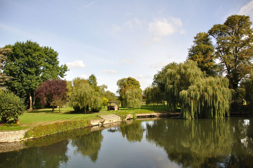 The area nearby to the Clooneys' home is beautiful and quiet