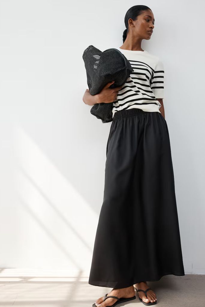 This outfit is easy to copy on a budget - just look at this H&M skirt and top