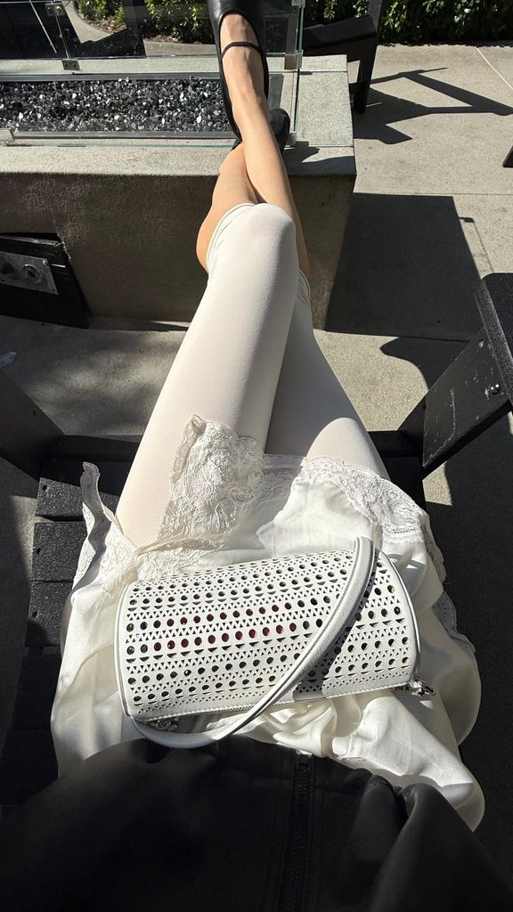 She oozed bridal cool-girl vibes