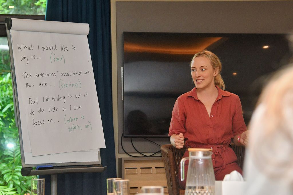 Tammi Kirkness running the mumcation workshops