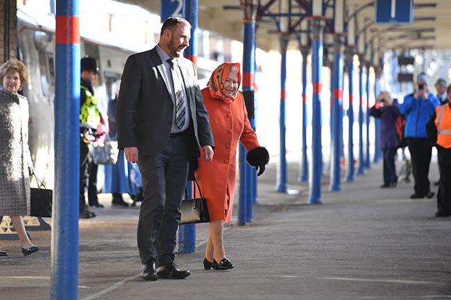 the queen norfolk train station bound london