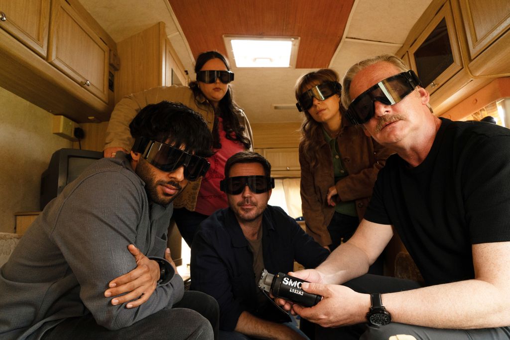 The series follows six lonely people who are brought together by a divorce support group and decide to take revenge on their exes