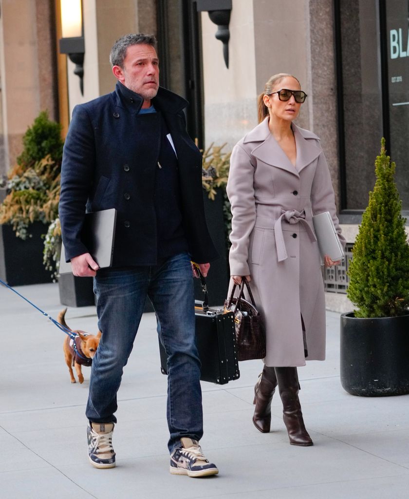 Ben Affleck and Jennifer Lopez on a New York street