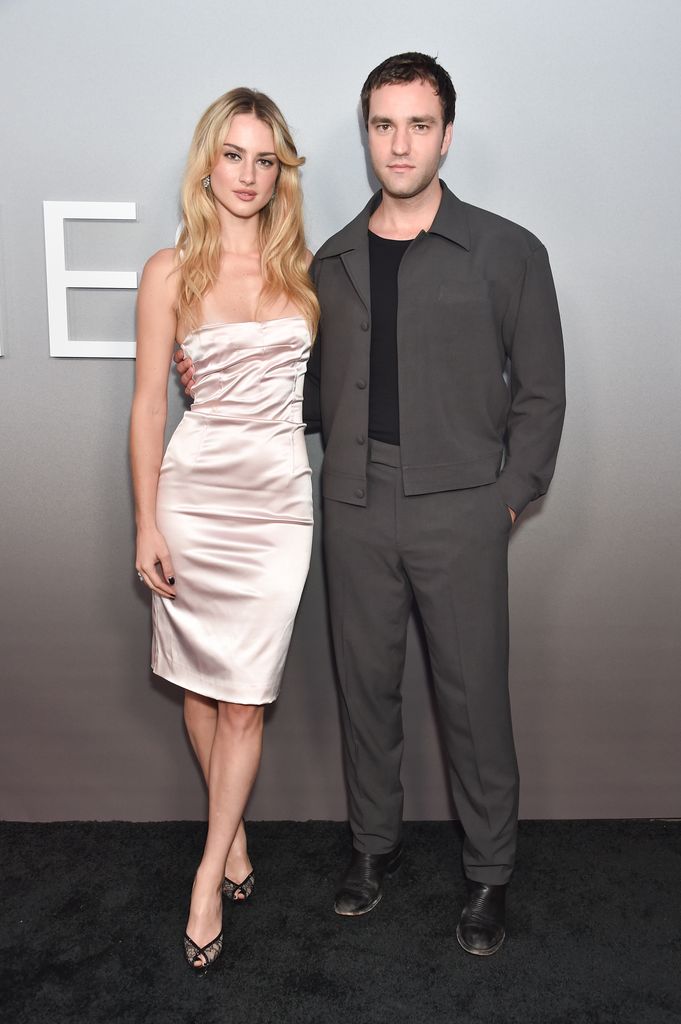 grace van patten jackson white