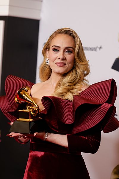 Adele Grammys Beauty Look