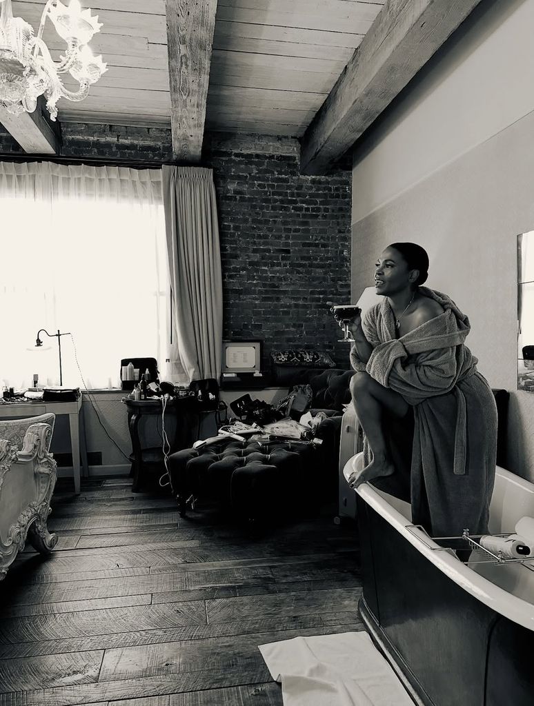 nia long black and white photo bathroom