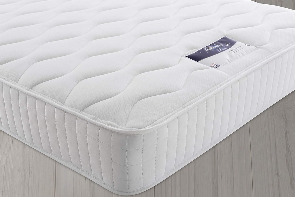 Silentnight Pocket Essentials 1000 Pocket Sprung Mattress