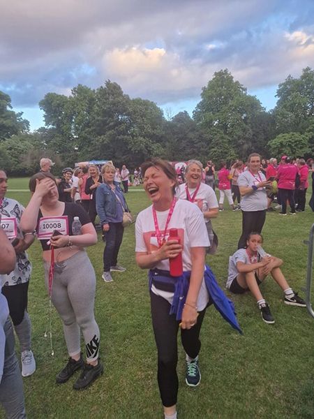 lorraine kelly race for life laughing