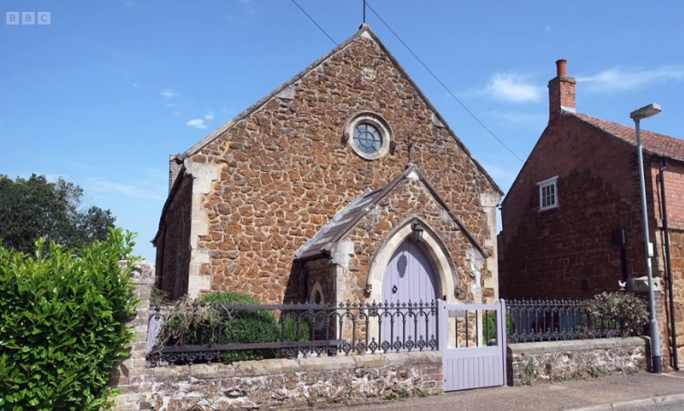 Victorian chapel conversion in Leicestershire