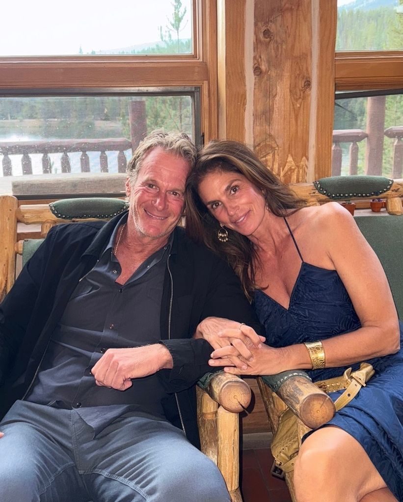 cindy crawford in a sleek navy number