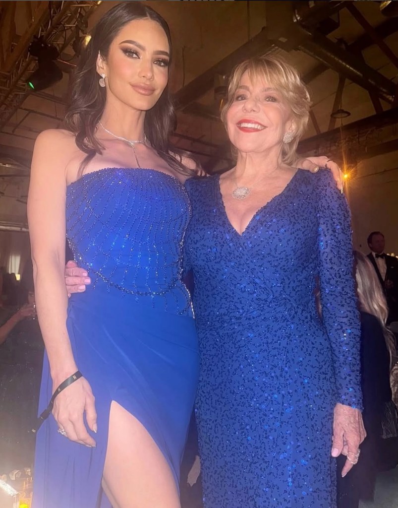 Photo shared by Sofía Vergara's little sister Sandra Vergara with their mom Margarita Vergara