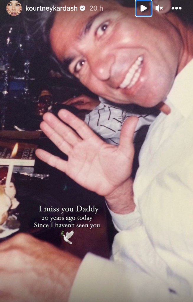 Kourtney Kardashian paid tribute to her late father, Robert Kardashian. on the anniversary of his death