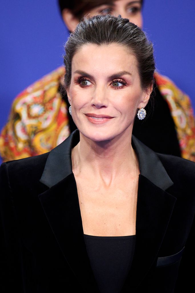 Queen Letizia could be a Hollywood star in fitted velvet suit and ...