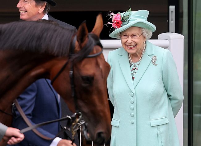 the queen at ascot 2021