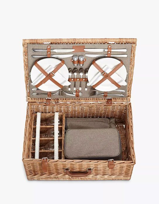 7 best picnic basket sets for summer From Amazon, John Lewis & more