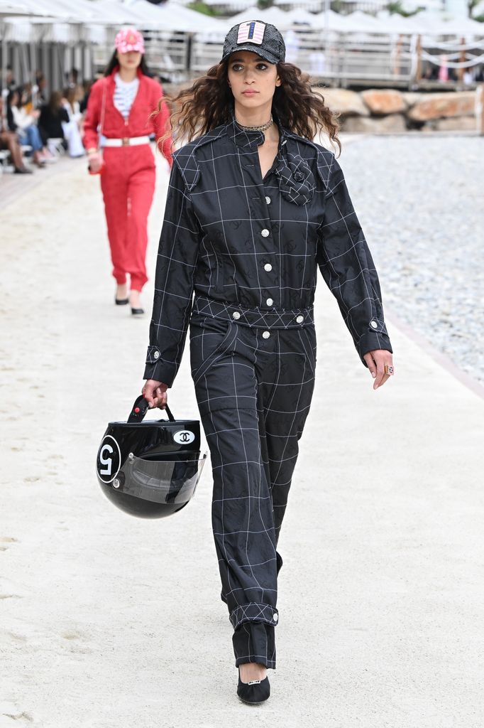  A model walks the runway during the Chanel Cruise 2023 Collection on May 05, 2022 in Monte-Carlo, Monaco. (Photo by Stephane Cardinale - Corbis/Corbis via Getty Images)