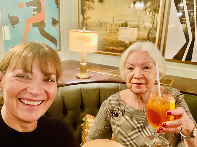 lorraine kelly and her mum