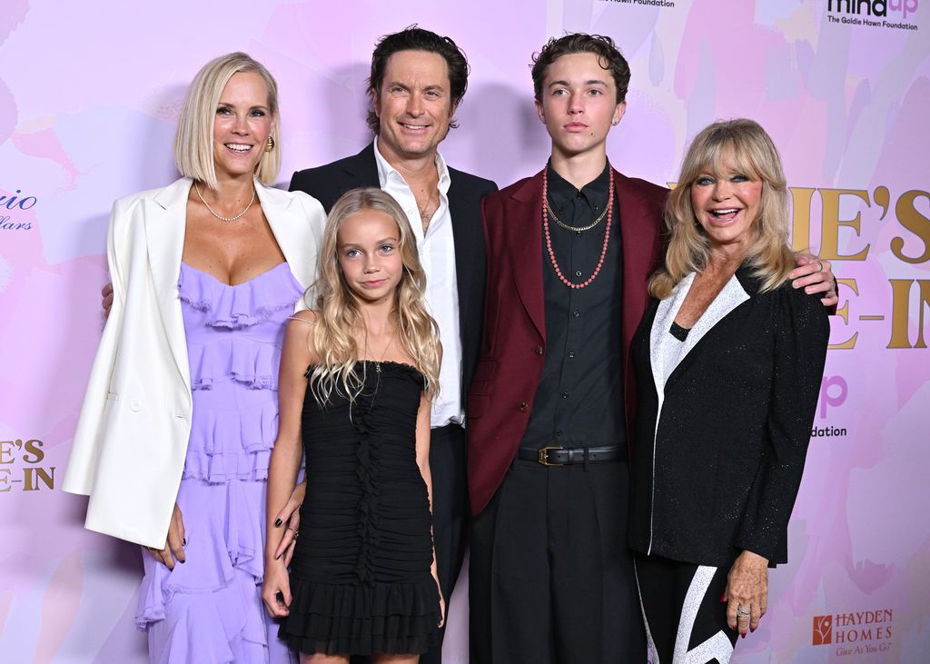 Erinn, Rio, Oliver, Wilder, dan Goldie Hawn menghadiri perayaan 20 tahun Goldie Hawn Foundation dan MindUP Gala