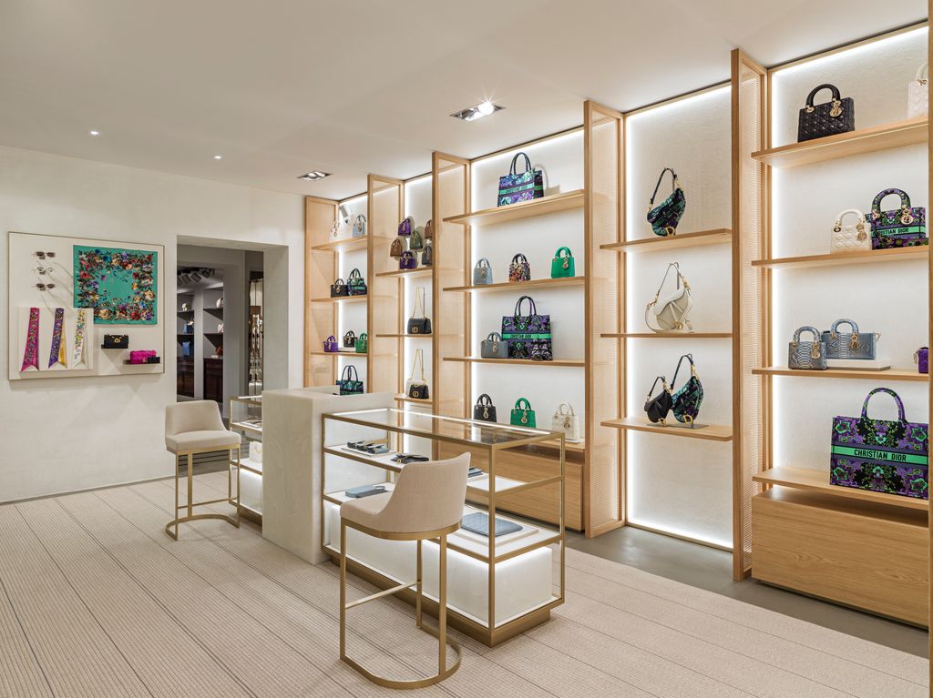 Dior pop-up store in Villa d'Este, Lake Como