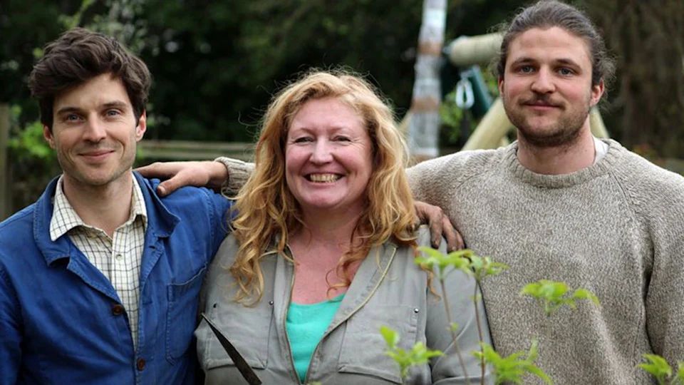 Charlie Dimmock and The Rich Brothers
