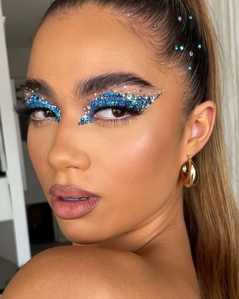 Blue gems eye makeup 