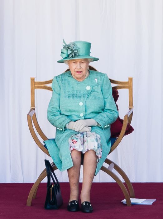 the queen trooping colour 2020