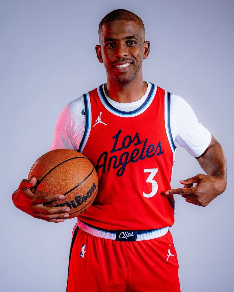 Chris Paul returns to LA Clippers for final season