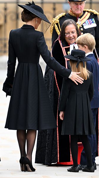 kate middleton at queens funeral
