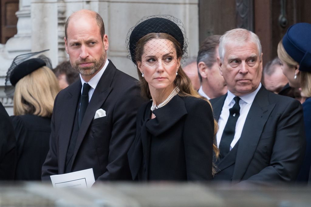 Le prince et la princesse de Galles avec Andrew aux funérailles de la duchesse de Kent en septembre dernier